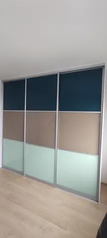 Posuvné dvere na mieru so sklenenou výplňou, kombinácia dekorov