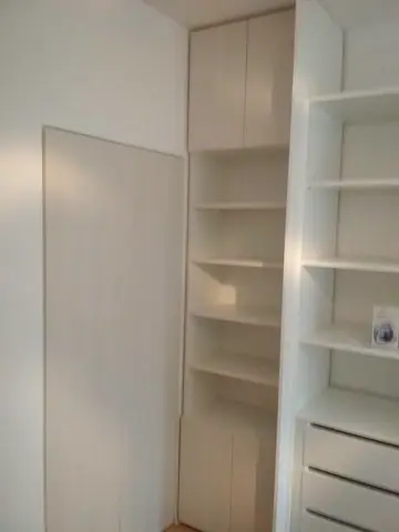 Vstavaná skriňa na mieru, päť a viac dverí s dverami v dekore javor